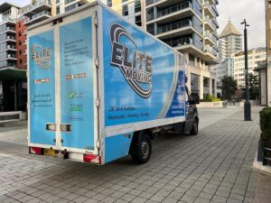 Which Commercial Relocation Services Operate in Milan