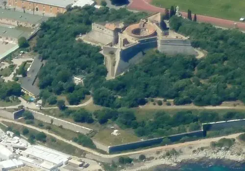 Fuerte Cuadrado